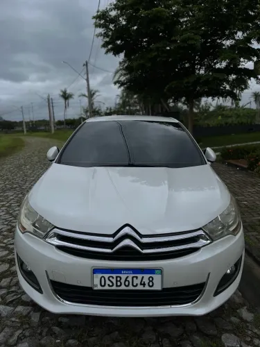 Citroen C4 Lounge Exclusive 1.6 Turbo 4P Aut. 2014