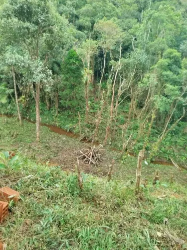 Sítio 80 KM de SP