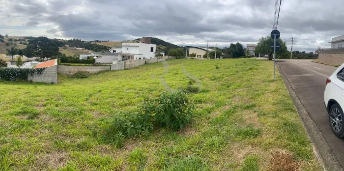 Terreno de esquina no condomínio Montes Claros Itupeva/SP