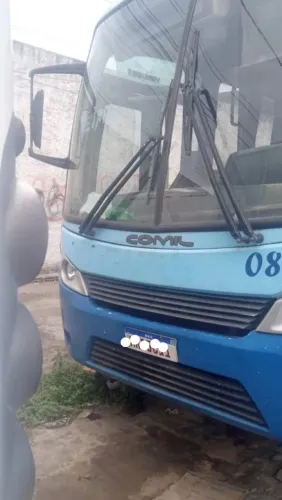 Ônibus comil