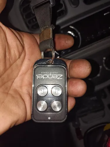 Suspensão completa para carro inteligente falta fazer manutenção nas bolsas de ar somente