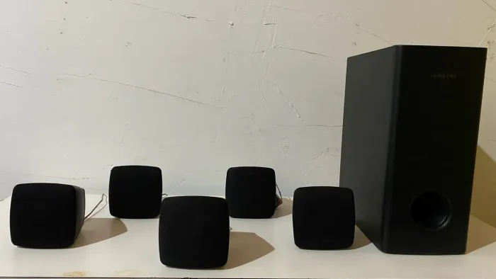 Caixas e Subwoofer 