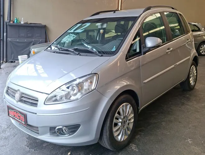 Fiat Idea Attractive 1.4 Fire Flex 8V 5P 2012