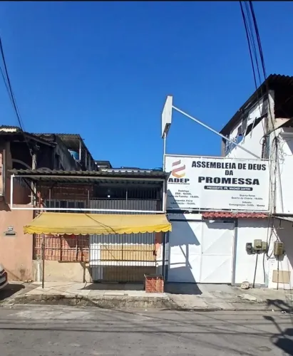 Terreno com 2 aluguéis