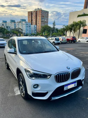 BMW X1 Sdrive 20I X-line 2.0 TB Active Flex 2019