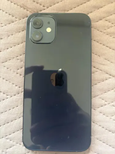 iPhone 12 preto