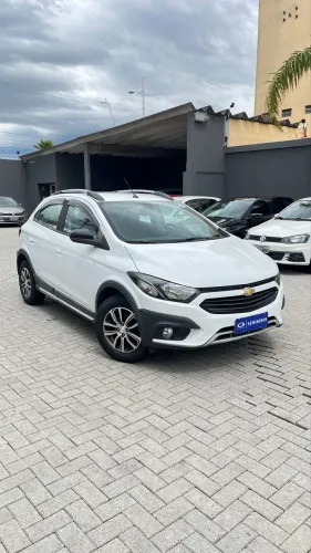 Chevrolet Onix Activ 1.4 8V Flex Mec. 4P 2018