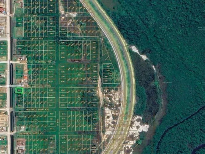 Terreno com 360m2 no Carianos, Florianópolis/SC