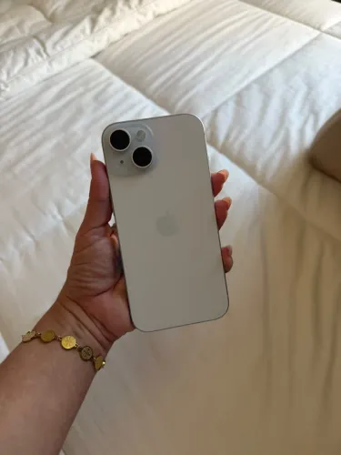 iPhone 15