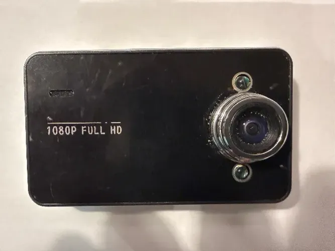 Câmera Veicular Dash Cam Full HD 1080p com Tela + Cabo USB