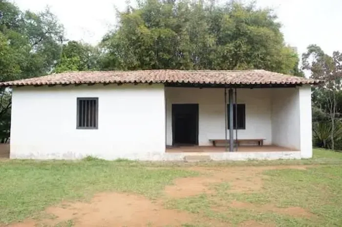 Procuro sítio ou casa na zona rural de Atalaia para alugar