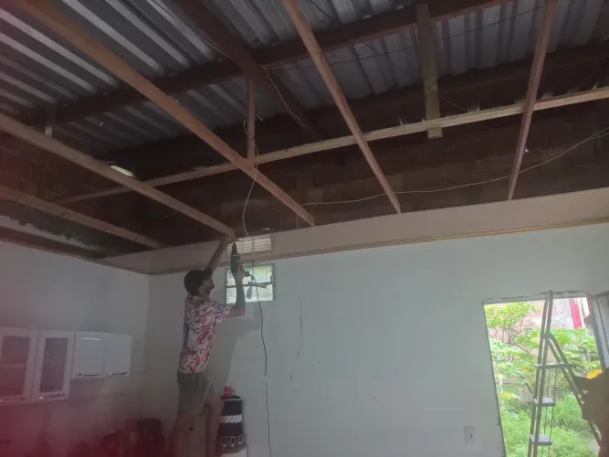 Instalação de forro pvc