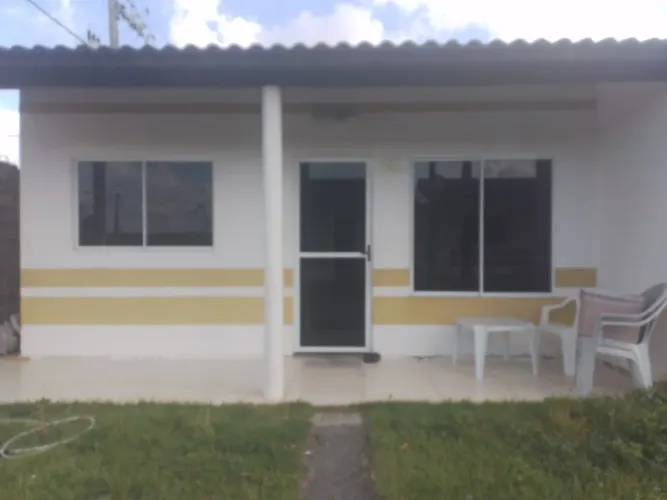 Vendo casa no Condomínio, vendo e aceito carro e moto na negociacao.