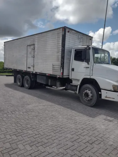 Caminhão 1620 moto feito tem 7meses