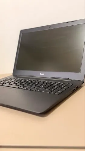 Dell Inspiron 15 3583 | Core i7 | 8GB | Radeon | HD 2TB