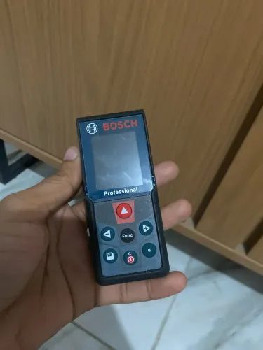 Medidor de distância Bosch profissional GLM 50
