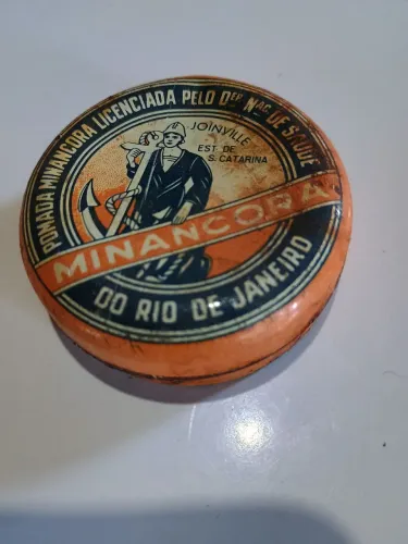 Antiga Lata de Pomada Minancora