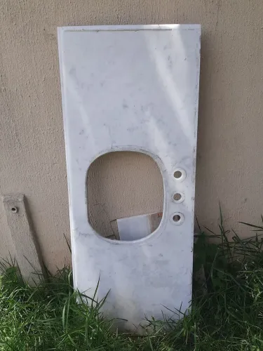 Pia de Banheiro de Mármore Branco de 1,44  X  0,57 