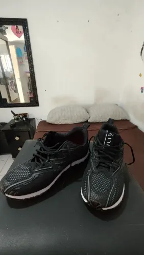 Tenis Novo