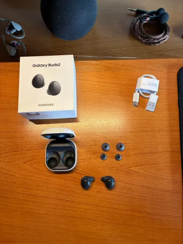 Fone Galaxy Buds 2 - Funcionando perfeitamente, leia descrição