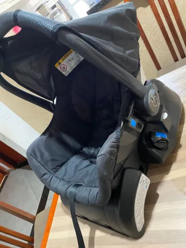 Bebê conforto + Base