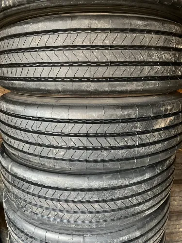 PNEUS 275x80 E 295x80 REFORMADO 