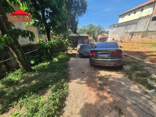 Terreno à venda, Taboão da Serra - Intercap, 250 m², Casa 60 m² inacabada, leve declive, f