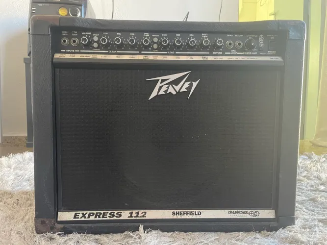 Amplificador Peavey Express 112 Eld Power