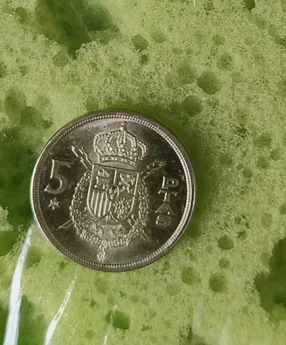 Moeda de 5 Pesetas de 1975 com o ano 80 na estrela (KM#807
