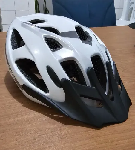 Capacete de Bike BBB Elbrus, para MTB