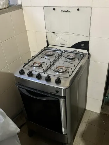 Fogão Esmaltec 4 Bocas com Forno
