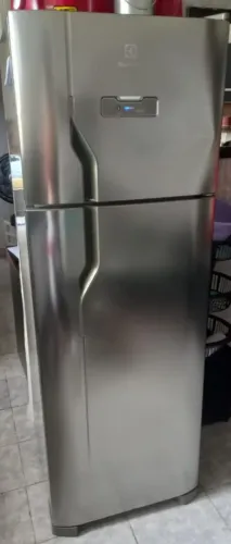 Geladeira Eletrolux inox 310 litros