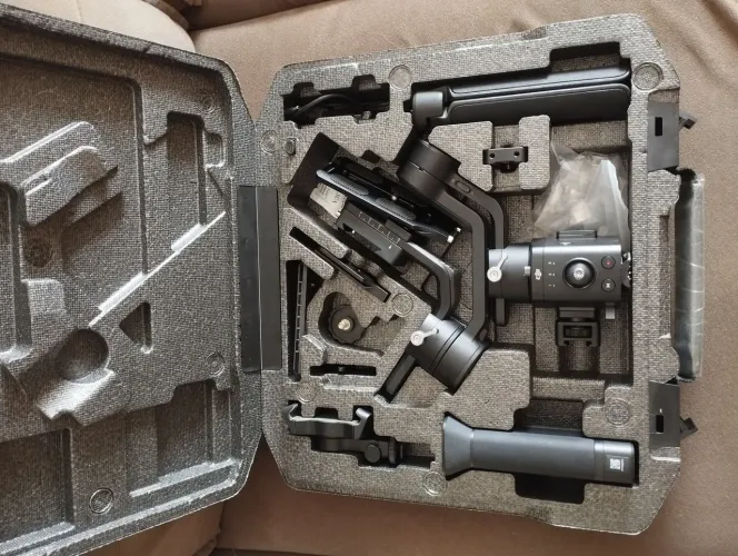 Gimbal Dji Ronin - SC Lacrado na caixa