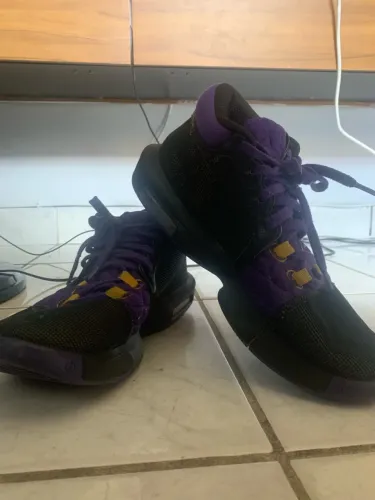 Sapato Semi Novo Witness 8 Lebron James