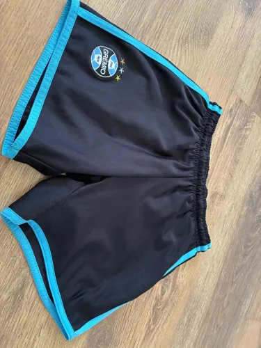 Bermuda original do grêmio. Infantil 5 anos