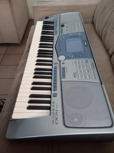 Teclado Yamaha Psr 1100 com Emulador USB 