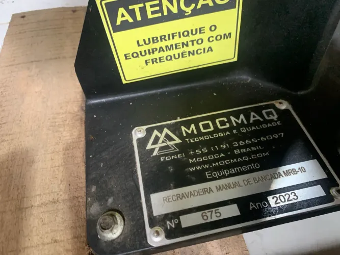 Recravadeira manual de bancada