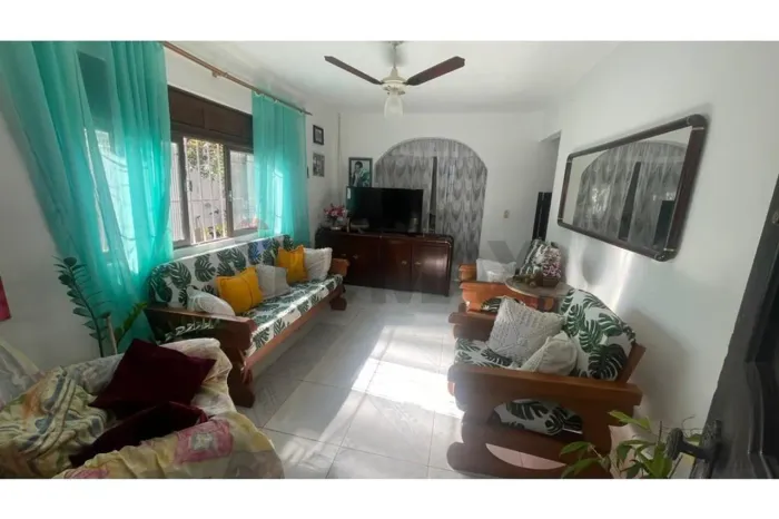 Casa a venda com 4 quartos Piscina, casa de hóspede em Iguaba - Região dos Lagos/RJ, R$ 40