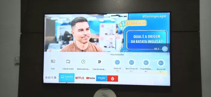 Vendo Smart TV 43" samsung - Conecta apenas por cabo.or
