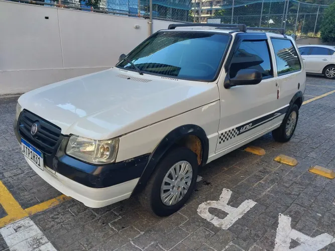 Fiat Uno Mille 1.0 Fire/ F.flex/ Economy 2P 2011
