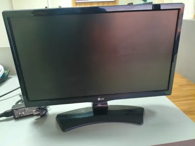 Monitor / TV LG 20'' - HDMI / AV