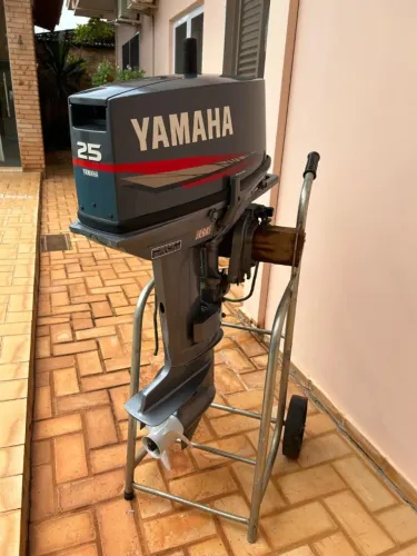 Motor de Popa 25Hp Yamaha