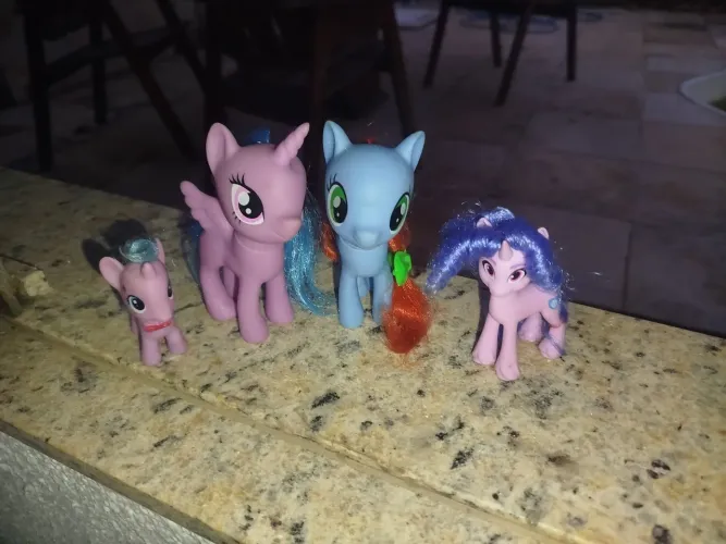 Lote de pôneis My Little Pony