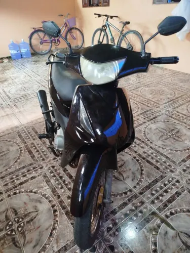 Vendo moto Biz 