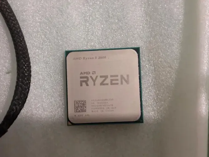 Processador Ryzen 5 2600 + cooler