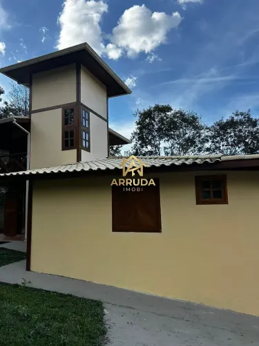 Casa de Alto Padrão em Condomínio Fechado 2500 m²