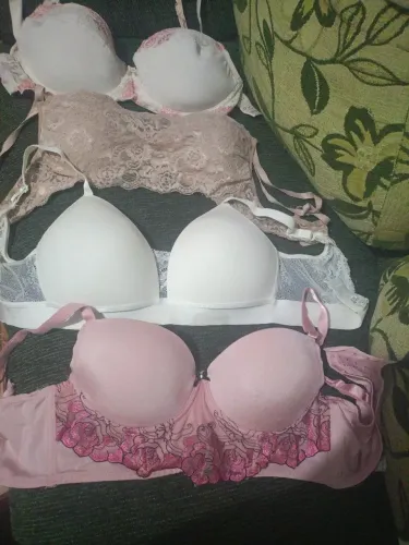 Vendo 4 soutiens usados somente uma vez .. leiam descrição abaixo.. não entrego.