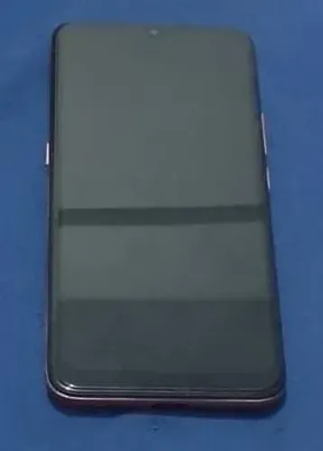 Estou vendendo um celular em ótima condições de uso Motorola moto E7 entrego com taxa.