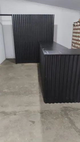 Balcão estilo industrial/moderno, em L