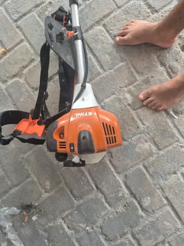 Vende se uma roçadeira still fs 291 nova usada so uma vez